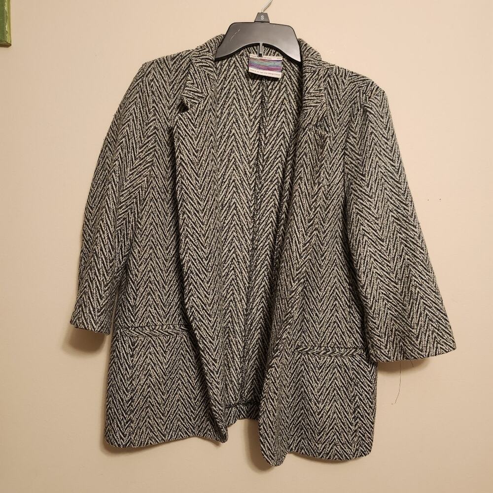 Urban Renewal Women's Blazer Black and White Small Vintage Fabrics